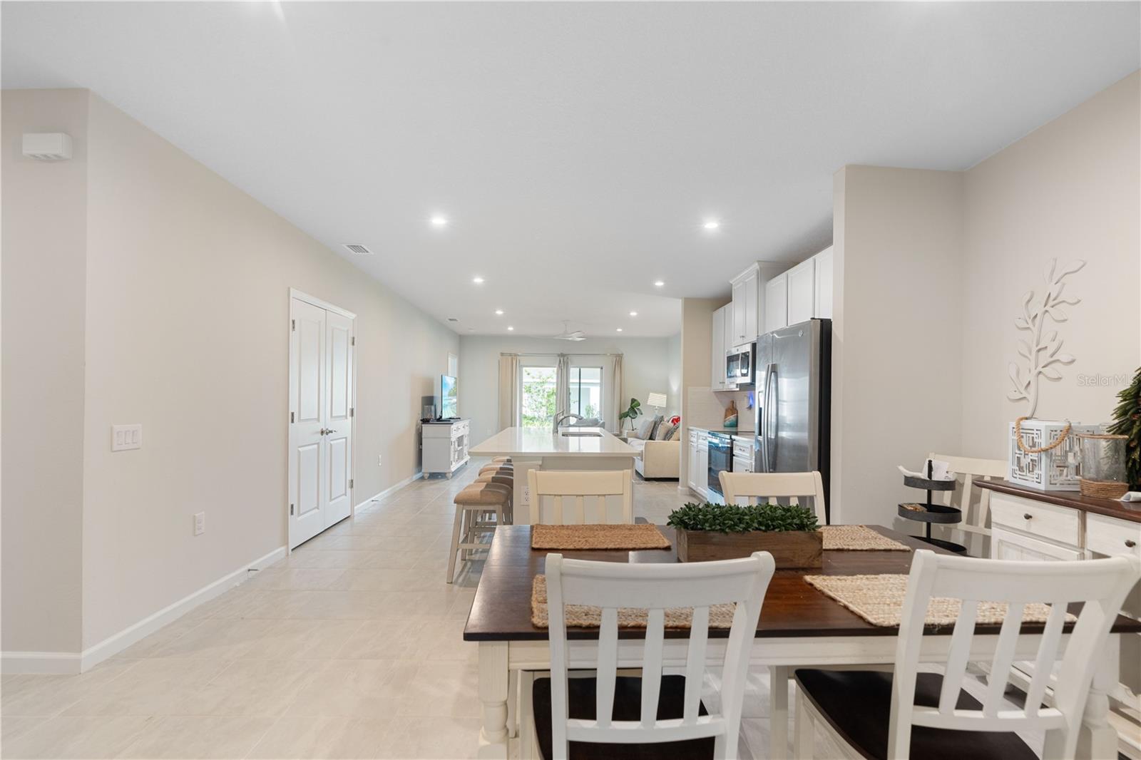 Image 11 of 53 For 143 Voltaire Drive