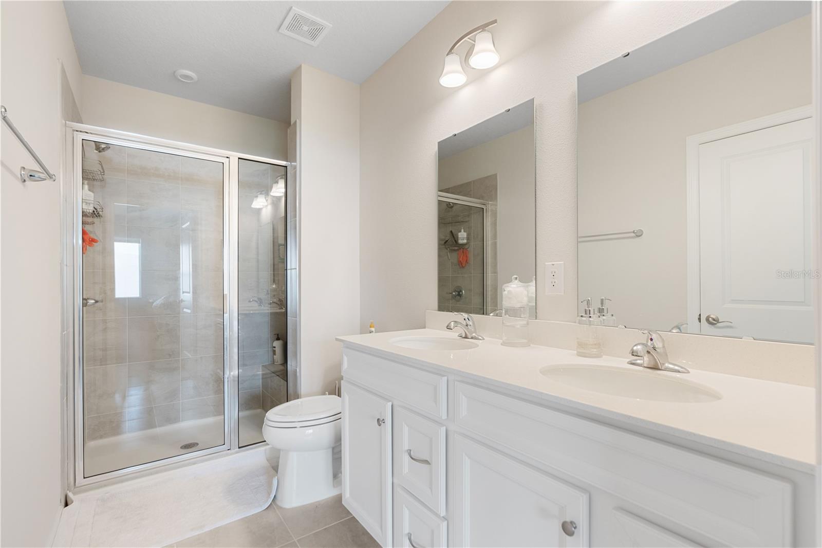 Image 20 of 53 For 143 Voltaire Drive