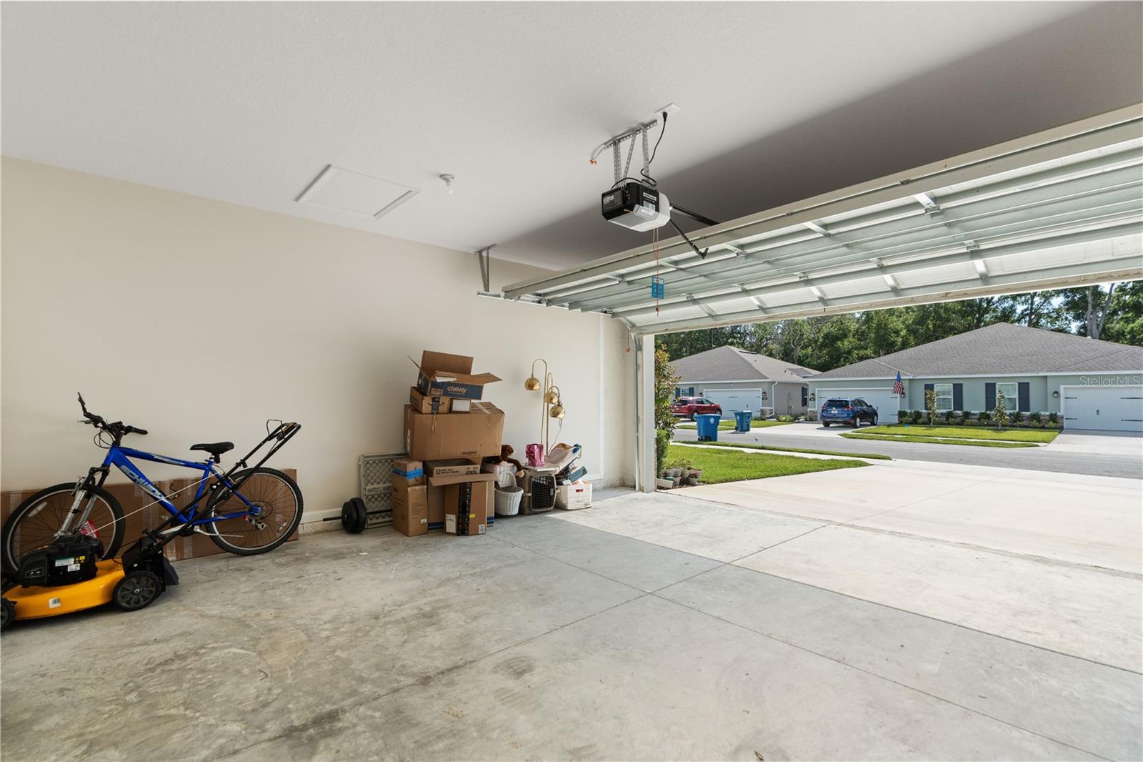 Image 31 of 53 For 143 Voltaire Drive