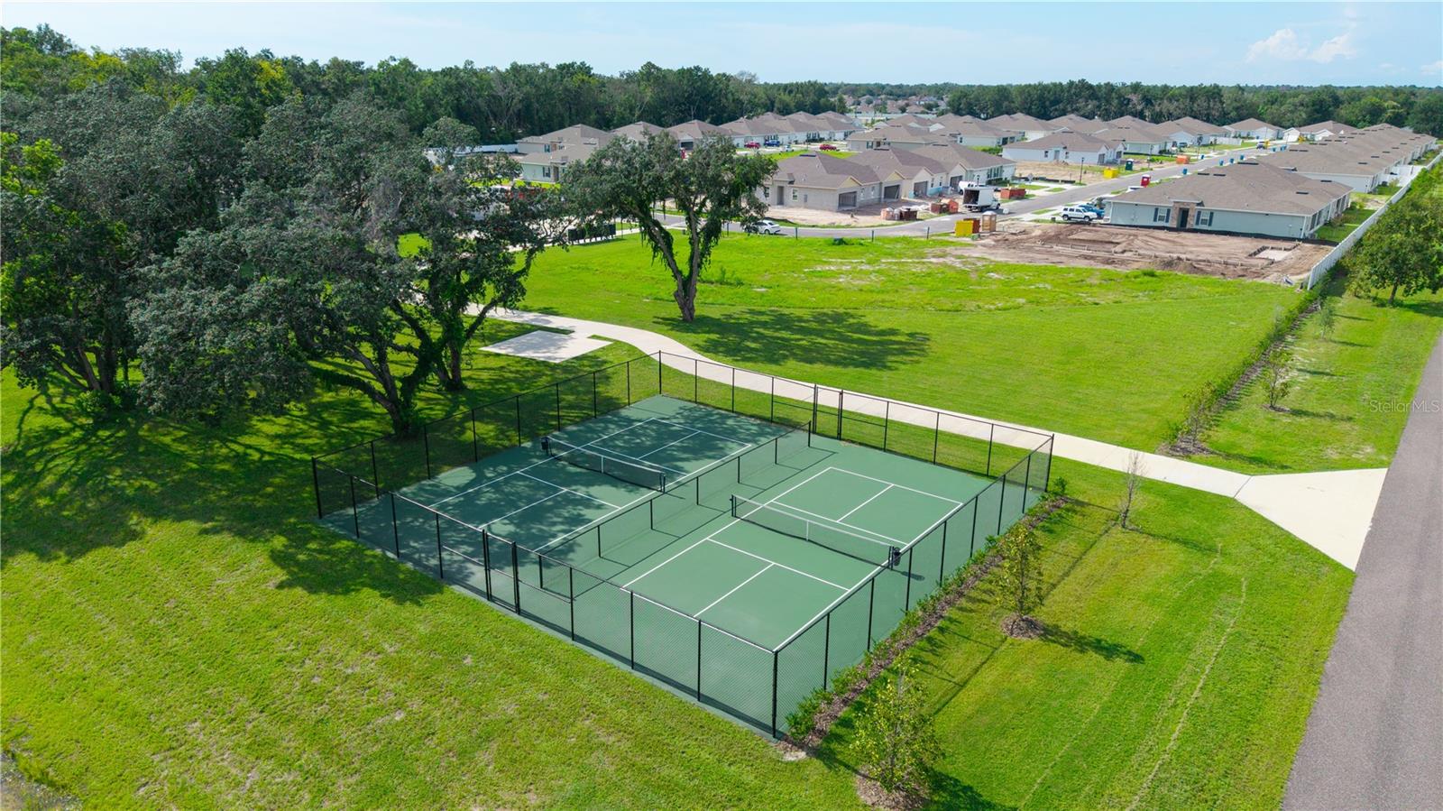 Image 51 of 53 For 143 Voltaire Drive