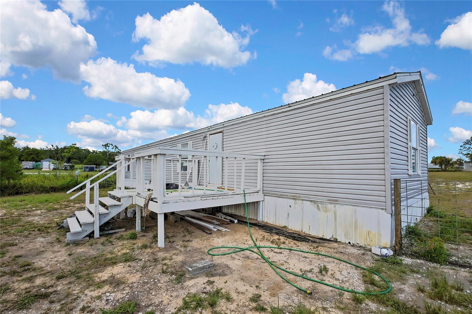 Listing photo id 21 for 11376 Eskimo Curlew Road