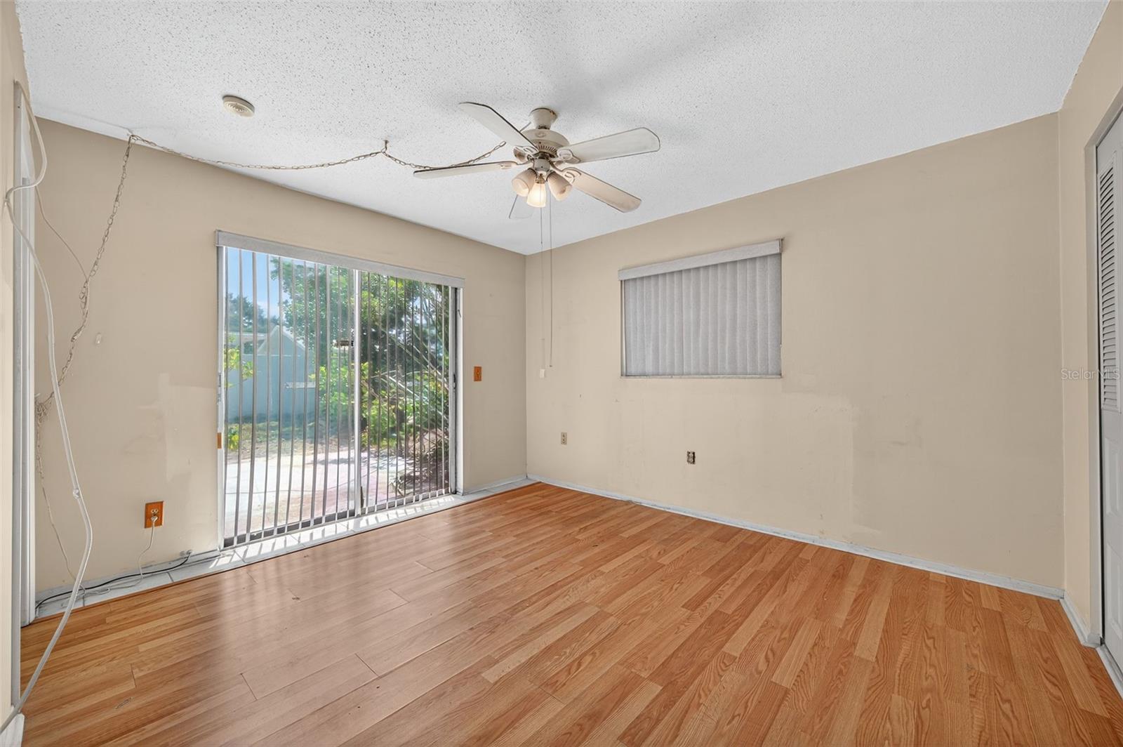 Image 11 of 35 For 2520 Southpointe Drive