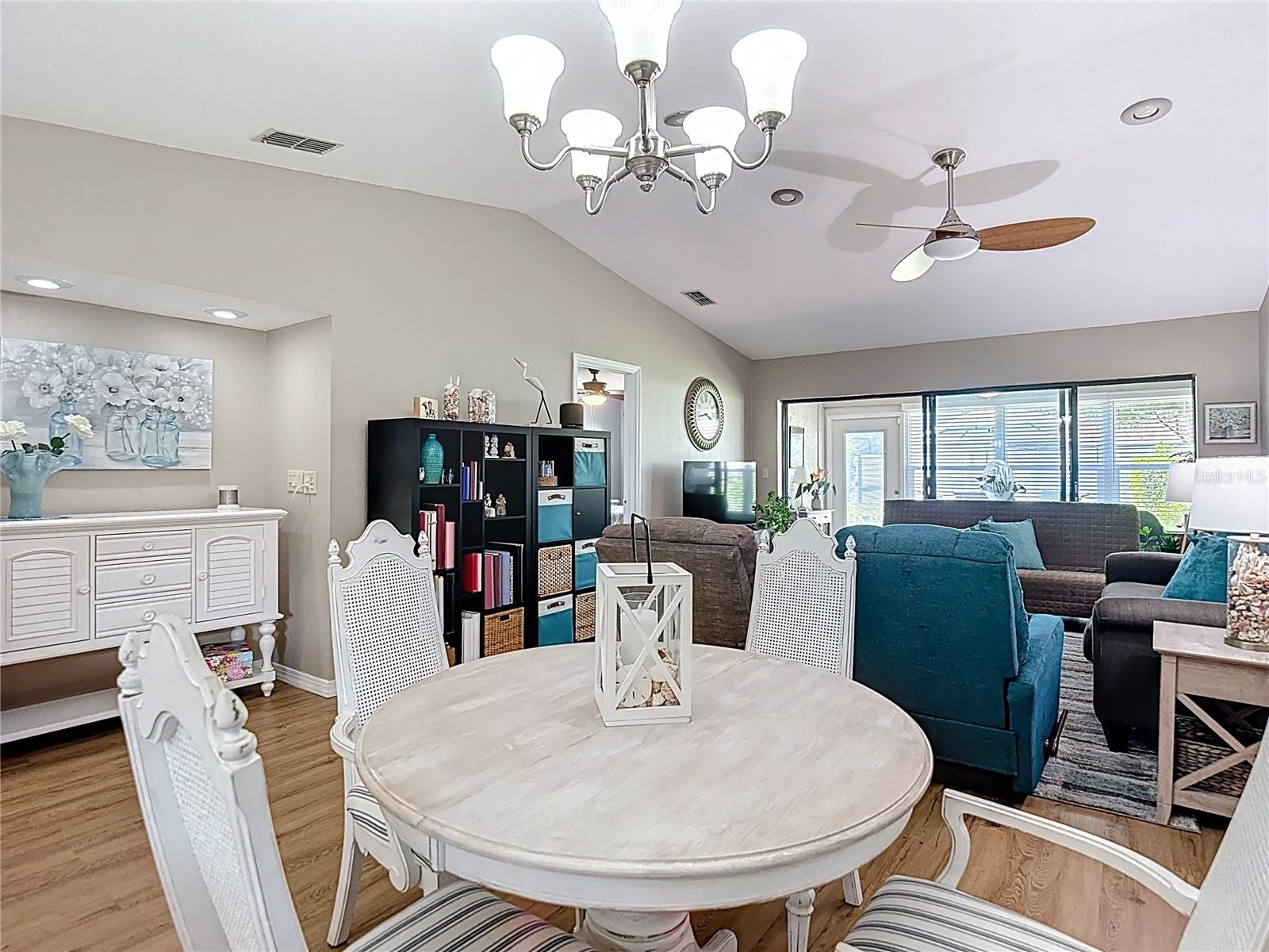 Image 21 of 65 For 7949 Radcliffe Circle