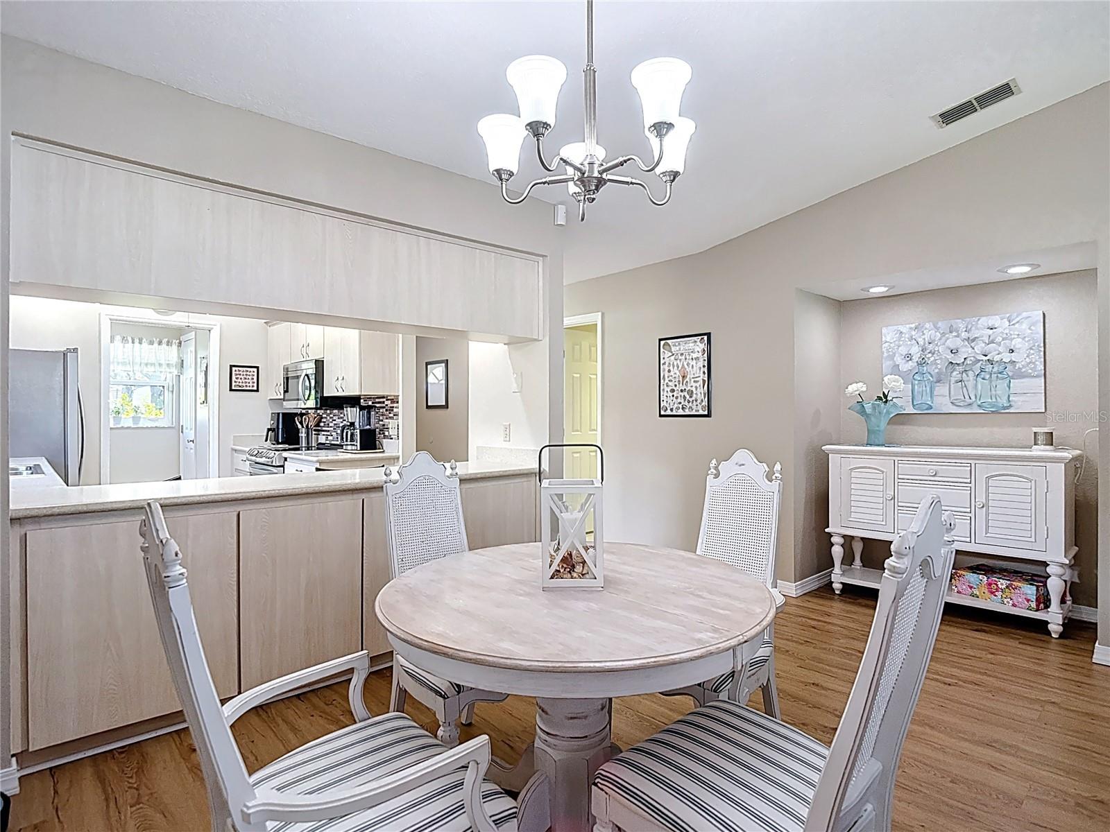 Image 22 of 65 For 7949 Radcliffe Circle