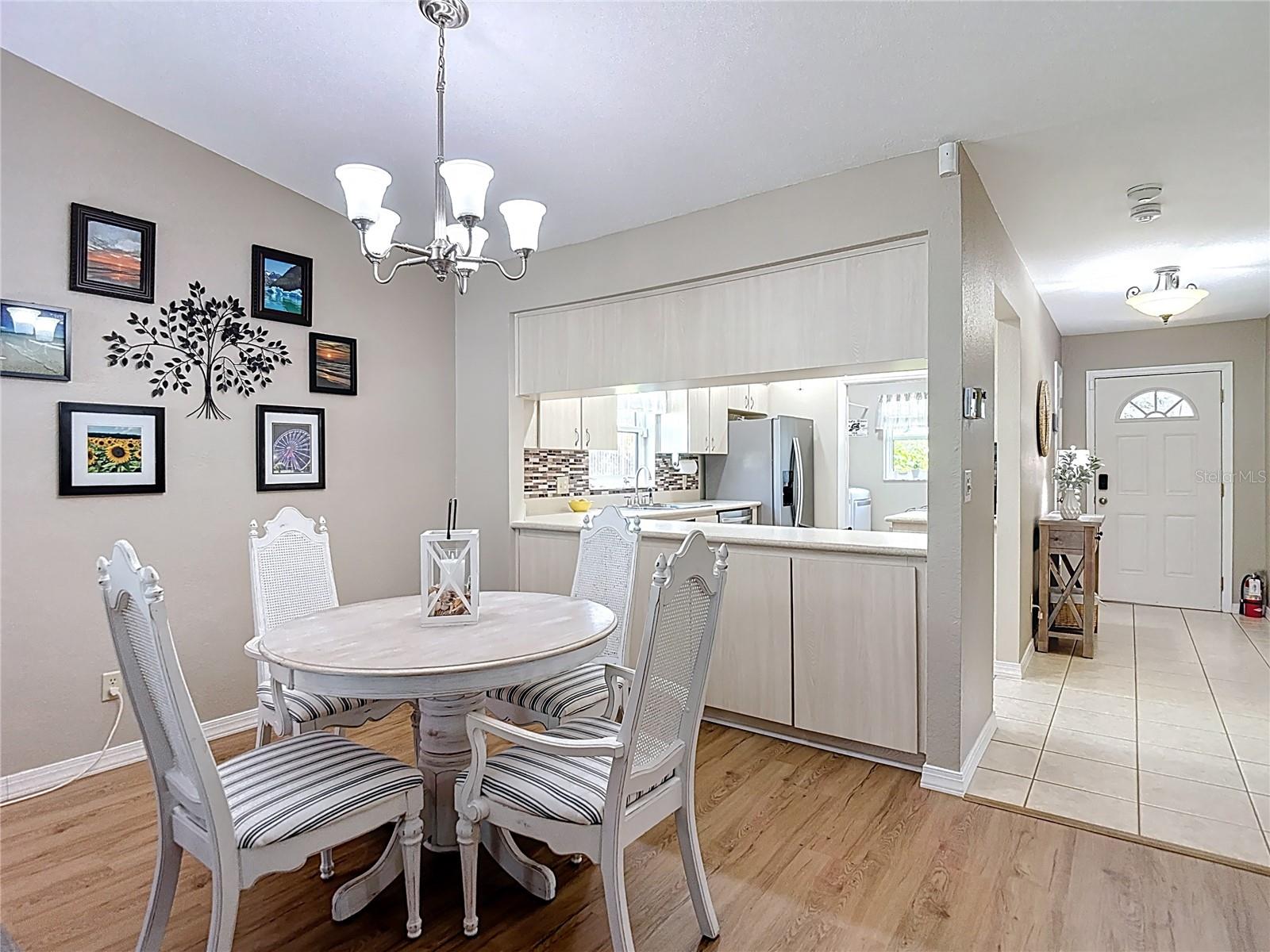 Image 23 of 65 For 7949 Radcliffe Circle