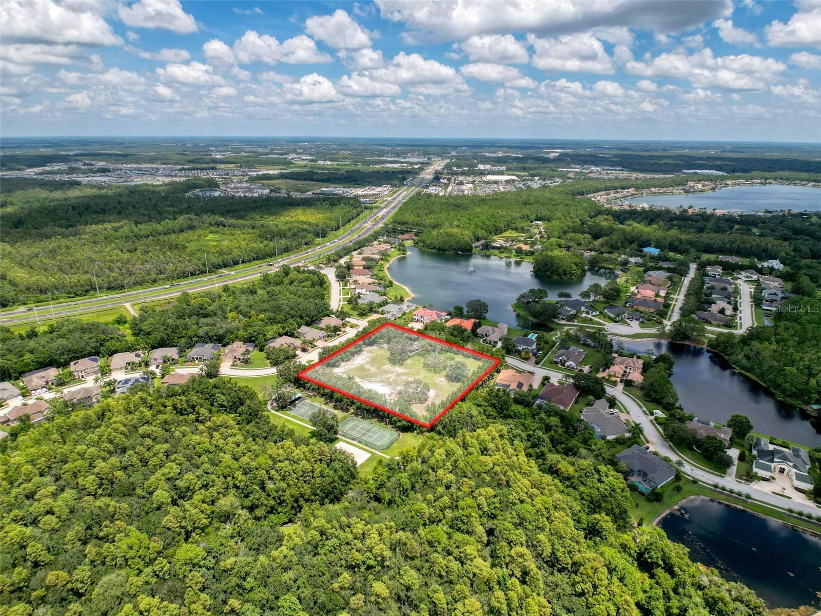 Image 20 of 59 For 15438-15440 Azra Dr