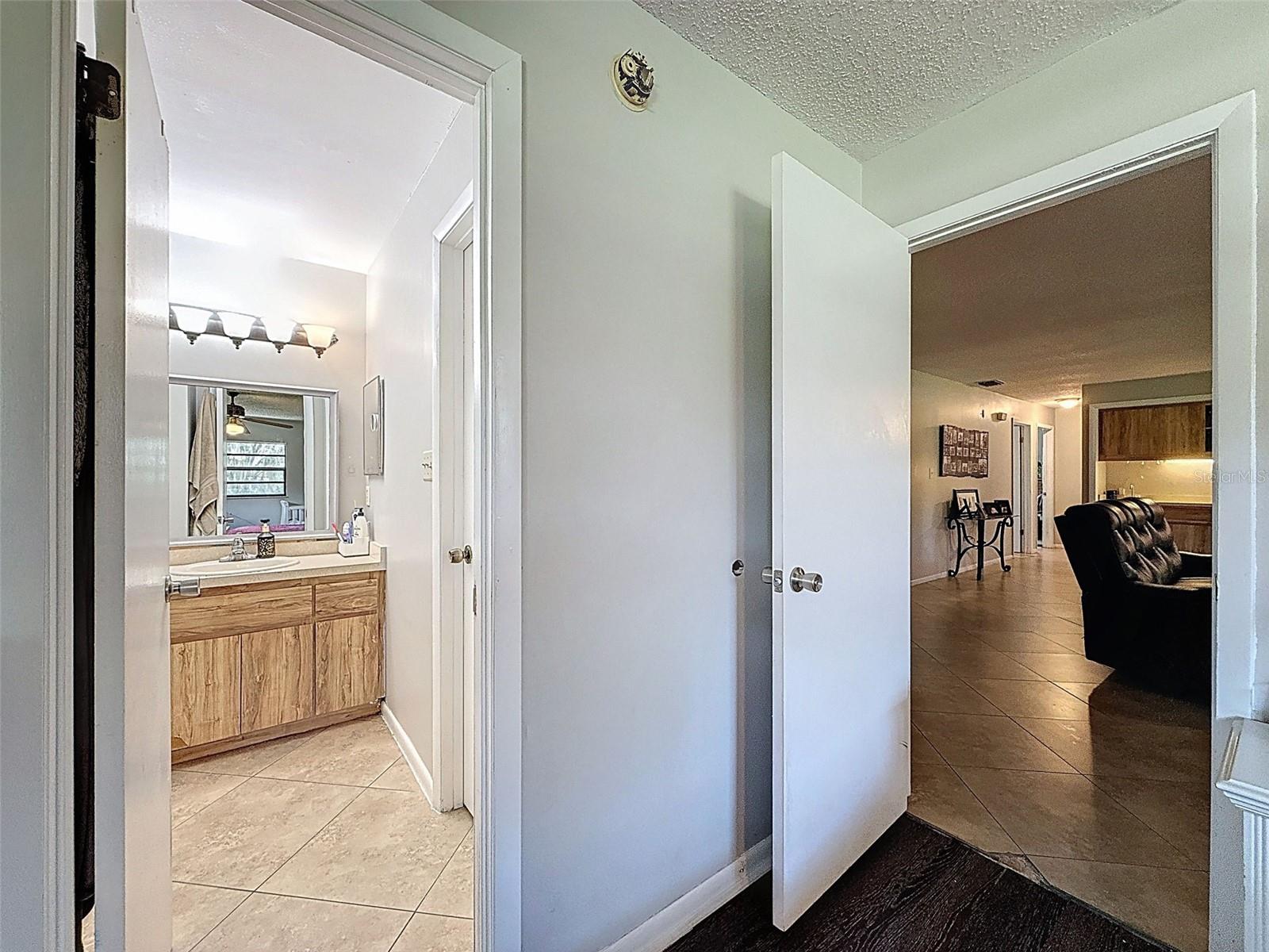Image 50 of 59 For 15438-15440 Azra Dr