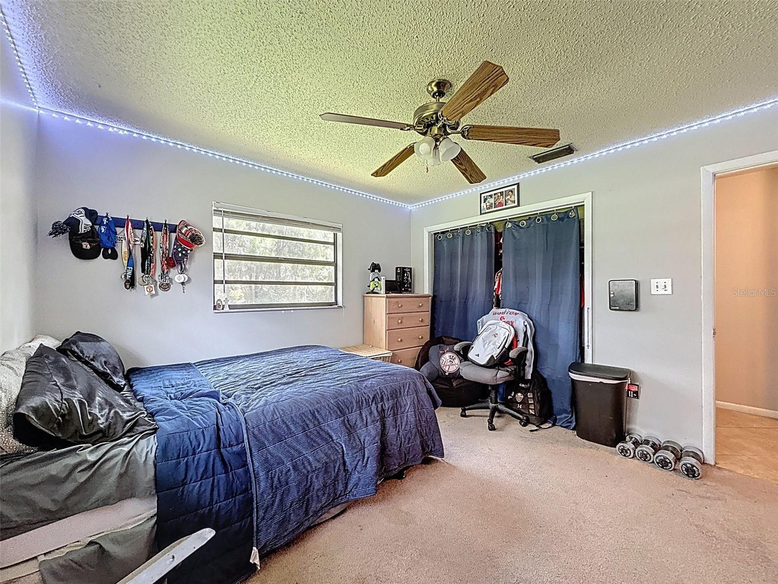 Image 53 of 59 For 15438-15440 Azra Dr