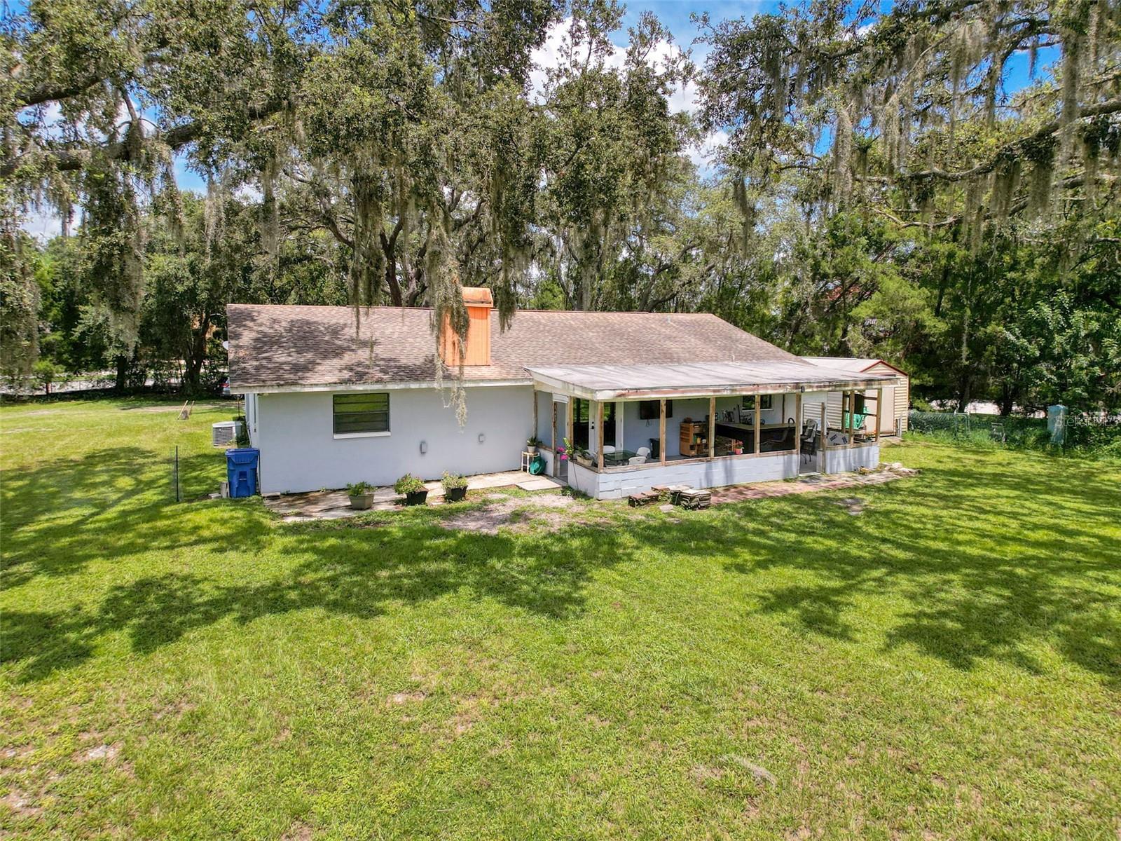 Image 6 of 59 For 15438-15440 Azra Dr