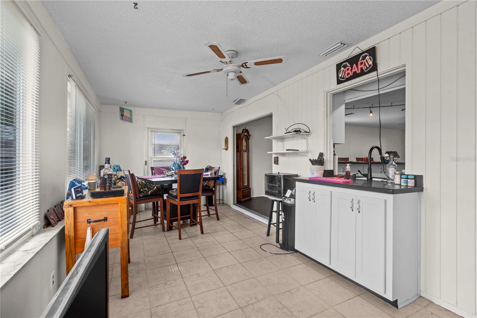 Image 23 of 48 For 10619 Mira Vista Drive