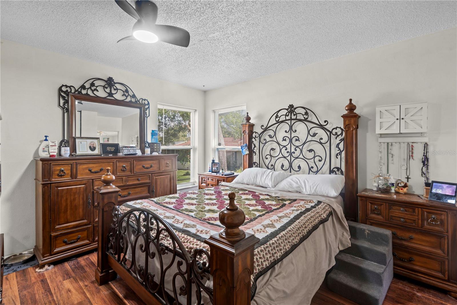 Image 25 of 48 For 10619 Mira Vista Drive