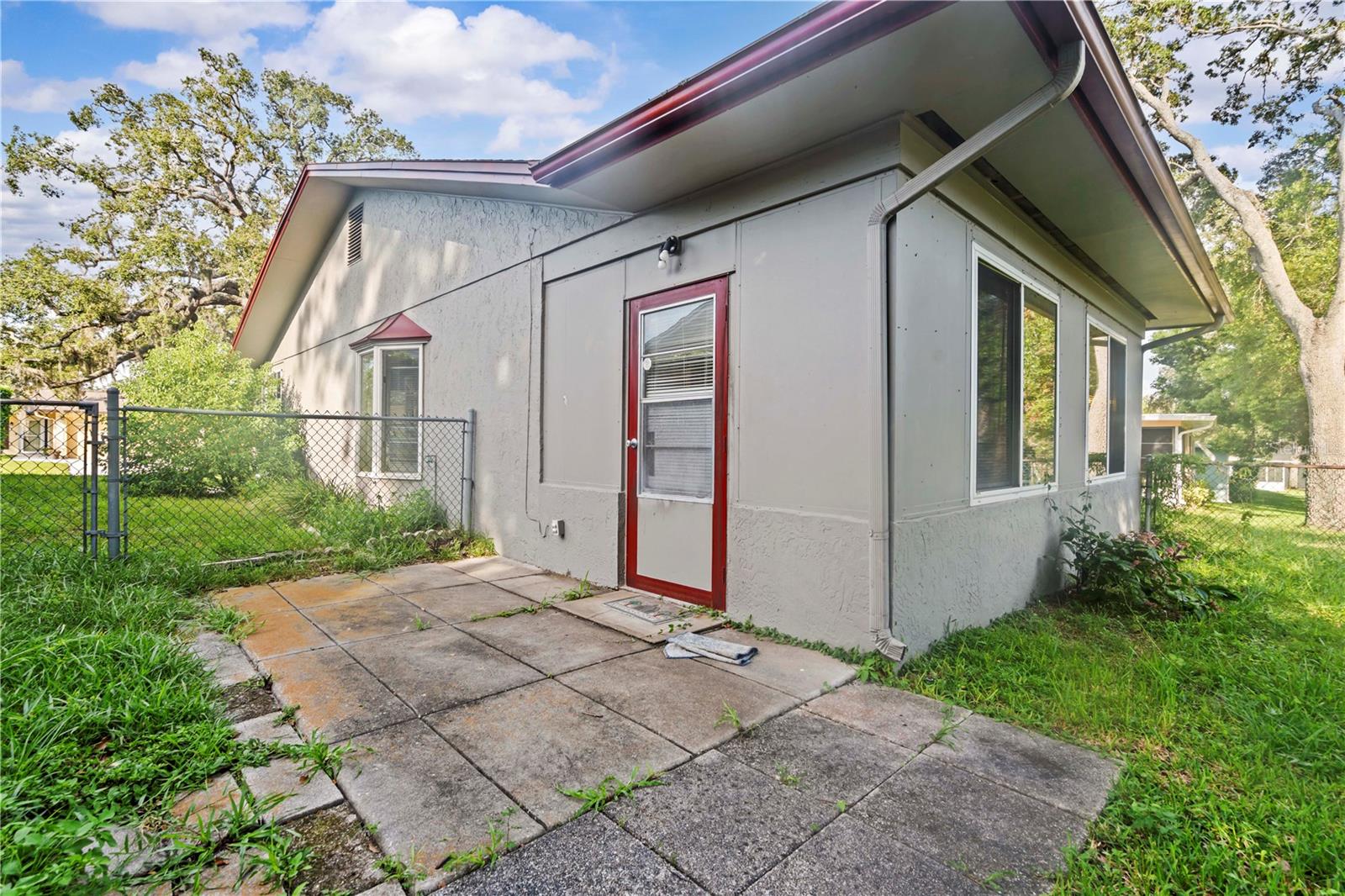 Image 34 of 48 For 10619 Mira Vista Drive
