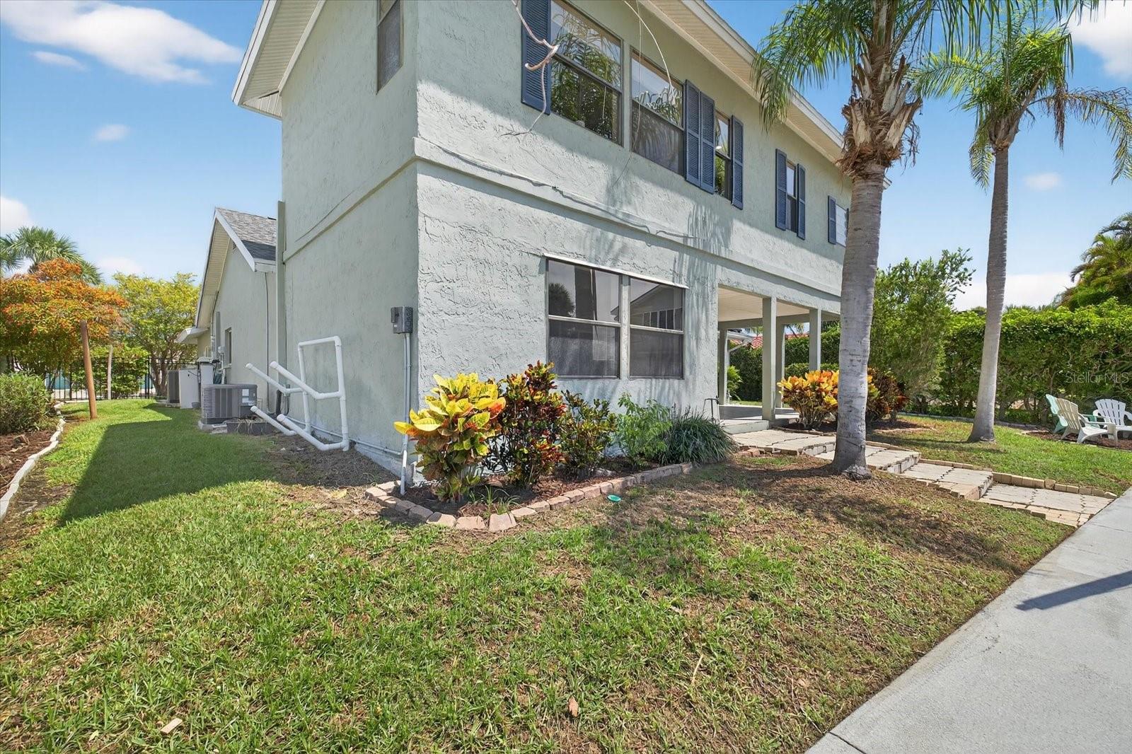 Image 42 of 80 For 3358 Seaway Drive
