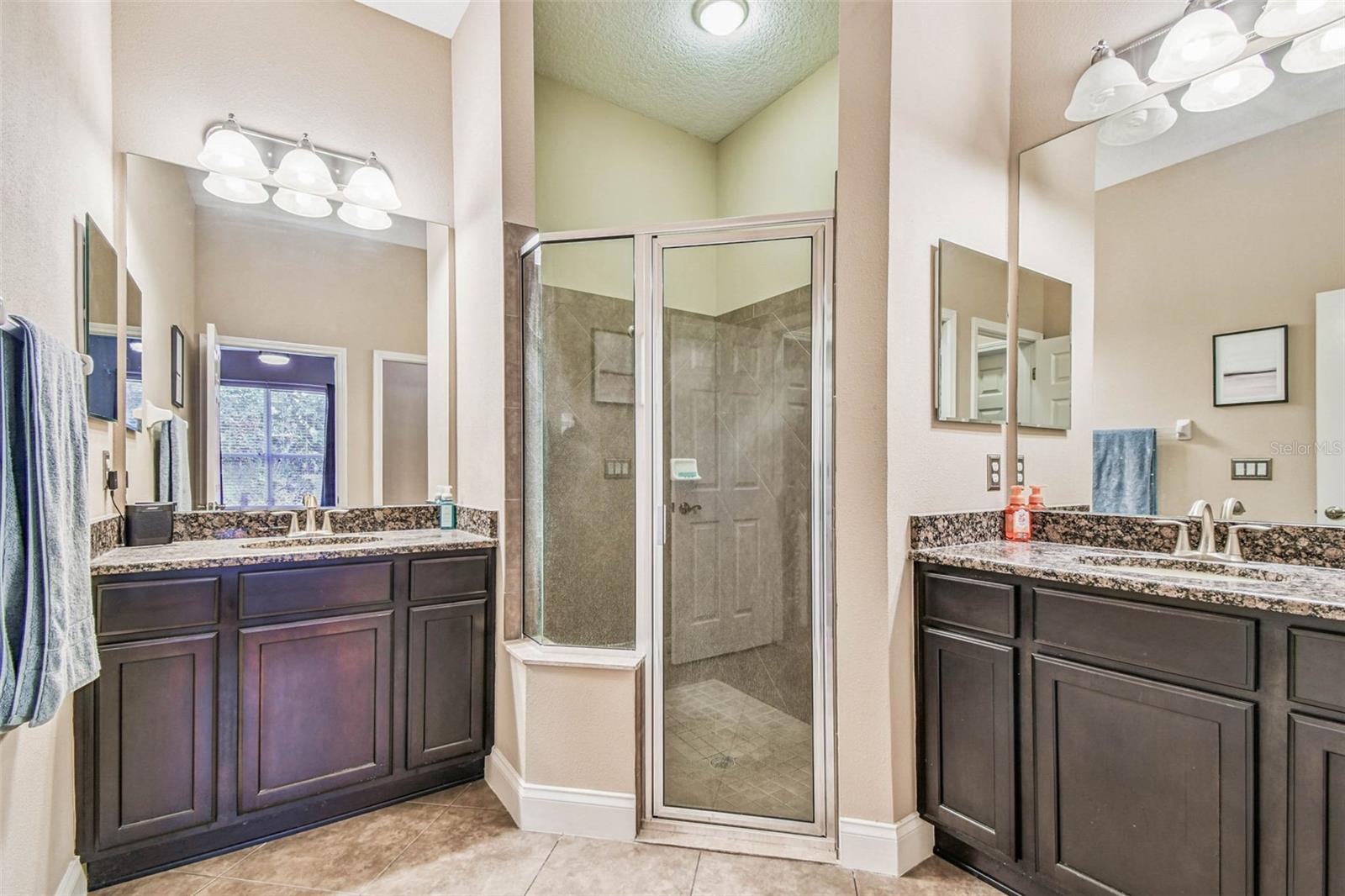 Image 13 of 36 For 20837 Amanda Oak Court