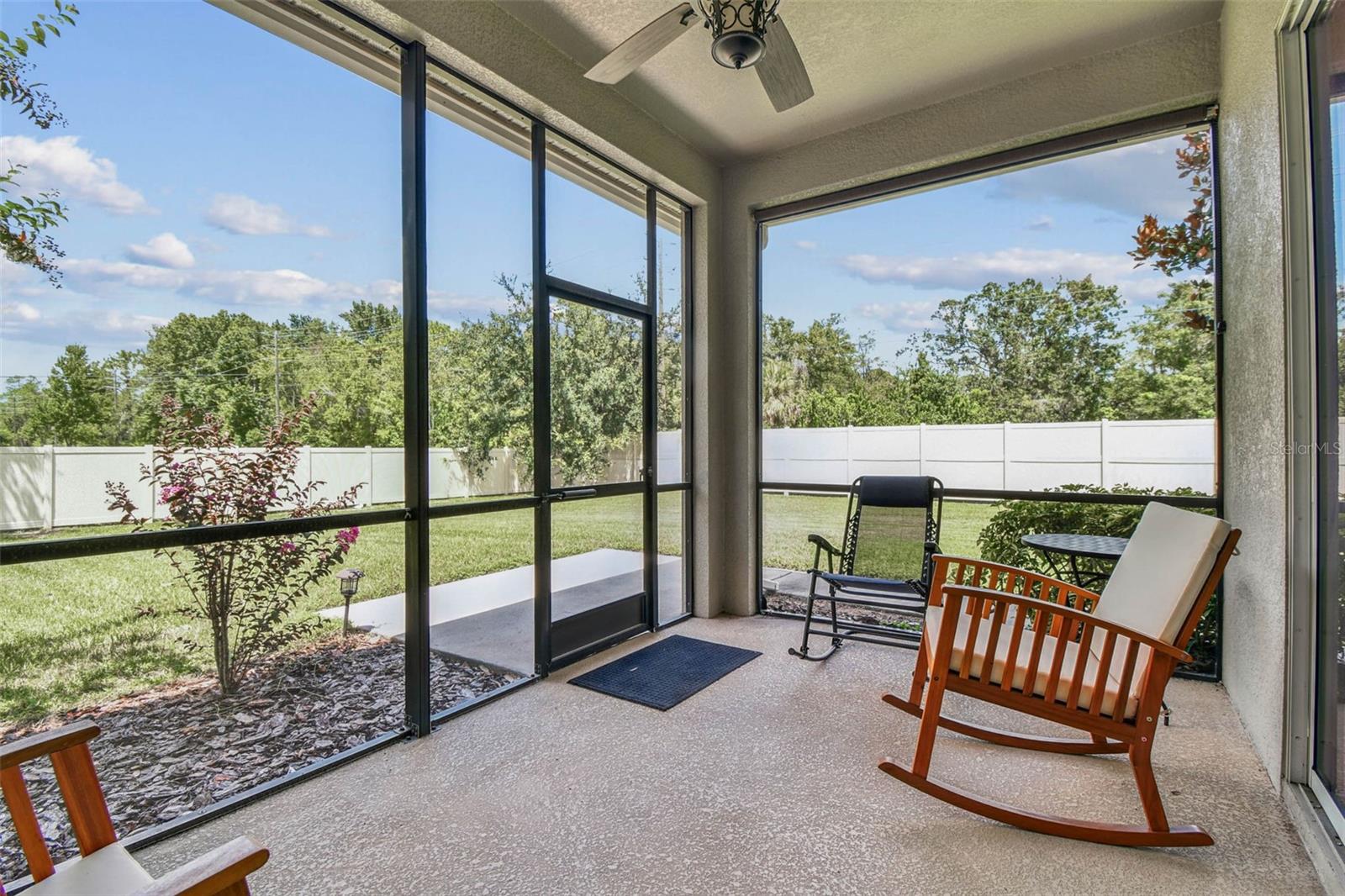 Image 19 of 36 For 20837 Amanda Oak Court
