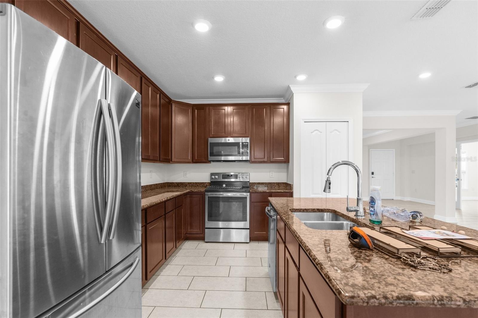 Image 15 of 41 For 12450 Fish Cove Drive