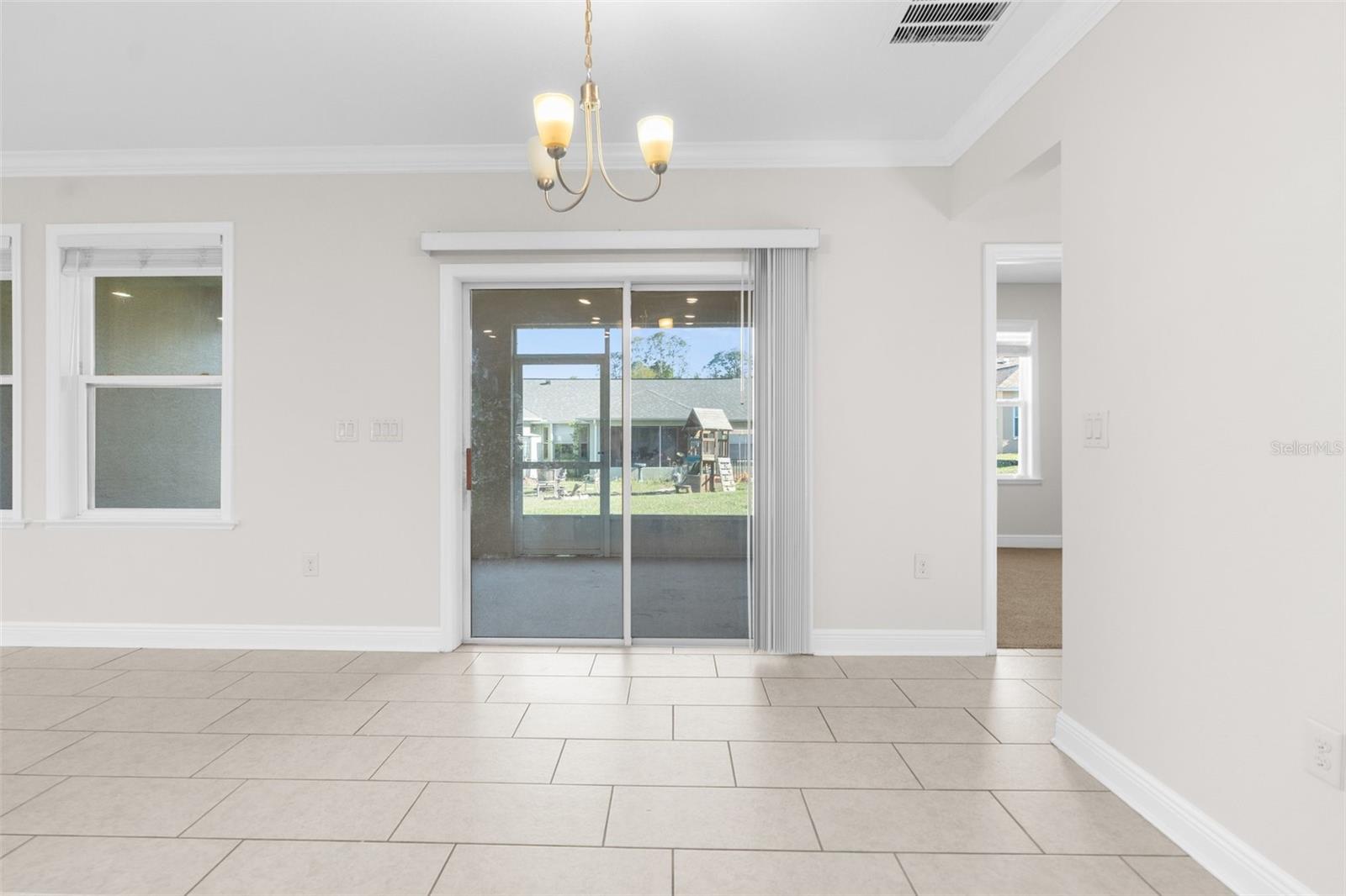 Image 18 of 41 For 12450 Fish Cove Drive