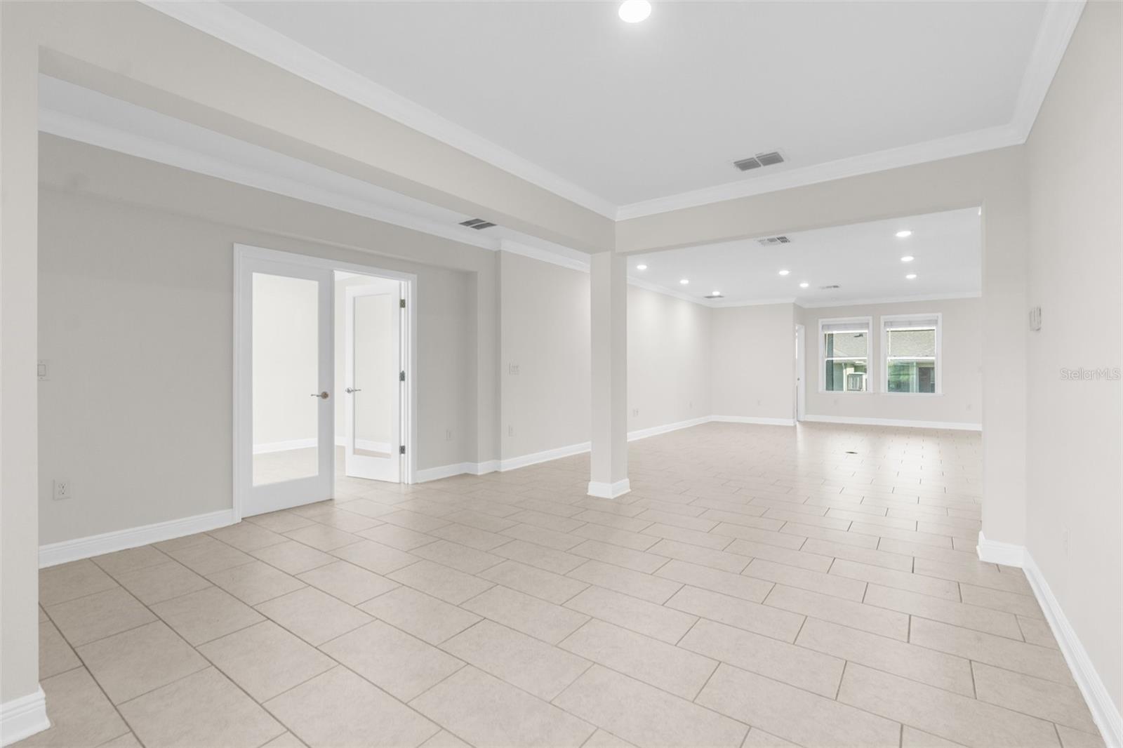 Image 23 of 41 For 12450 Fish Cove Drive