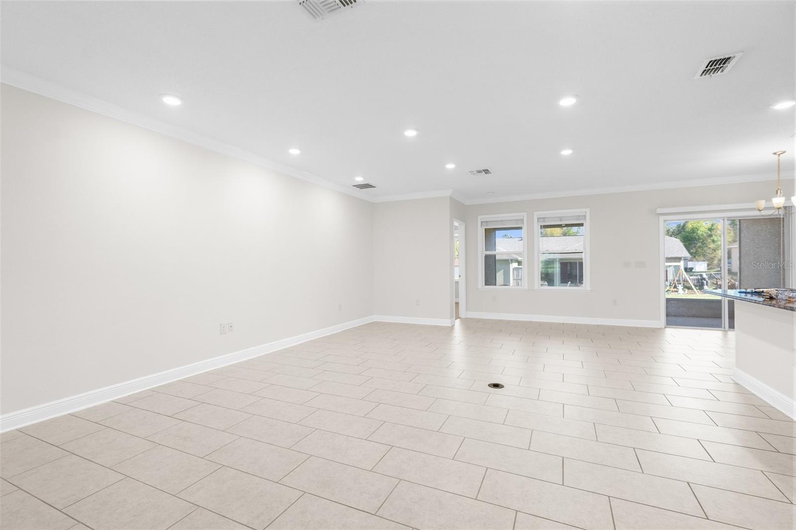 Image 6 of 41 For 12450 Fish Cove Drive