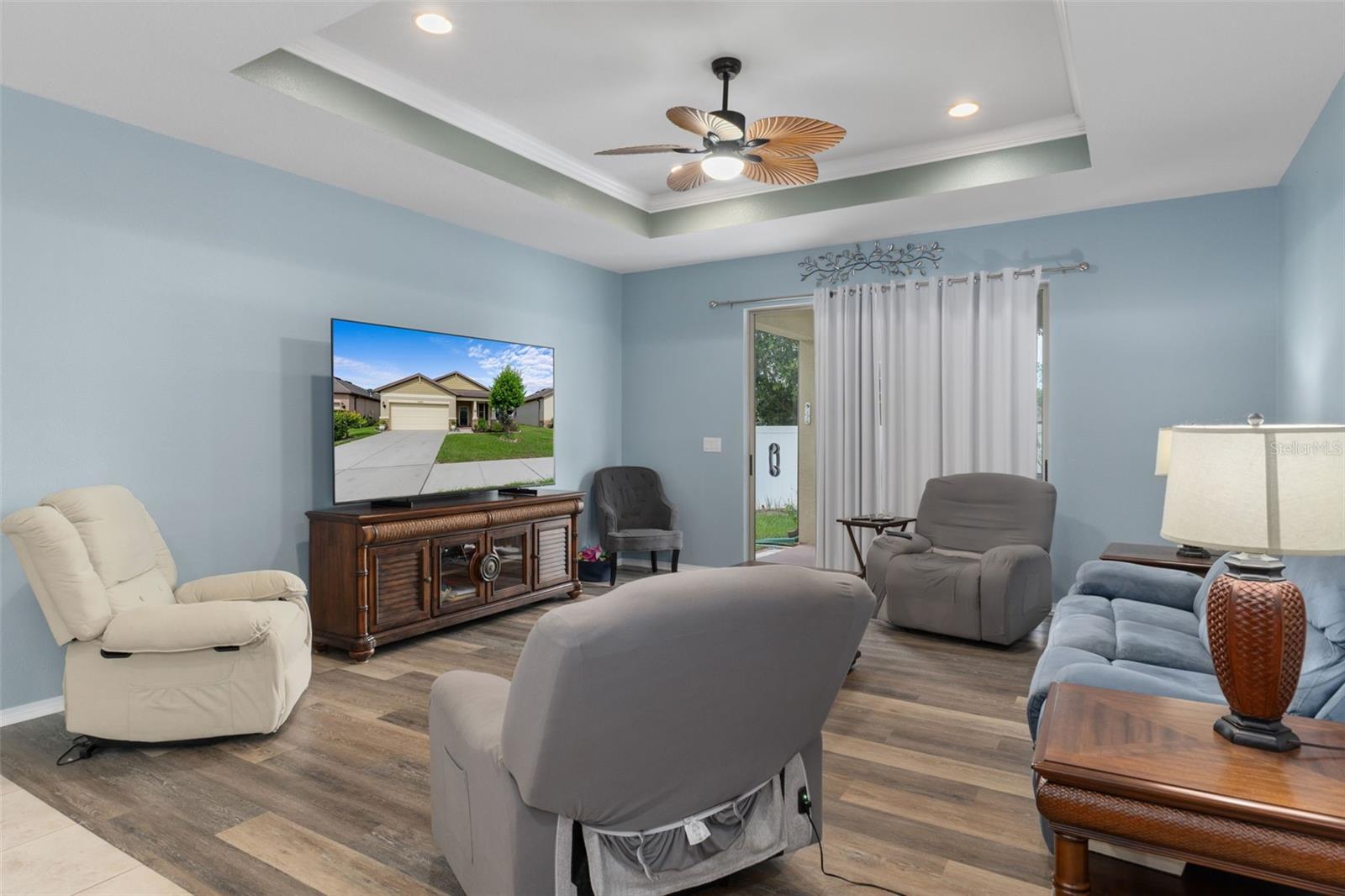 Image 20 of 46 For 15287 Stone House Drive