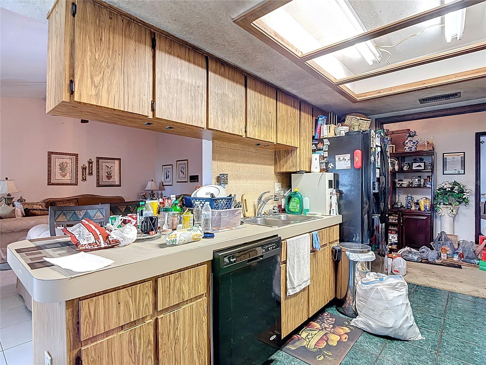 Image 16 of 48 For 8034 Woodbrook Court