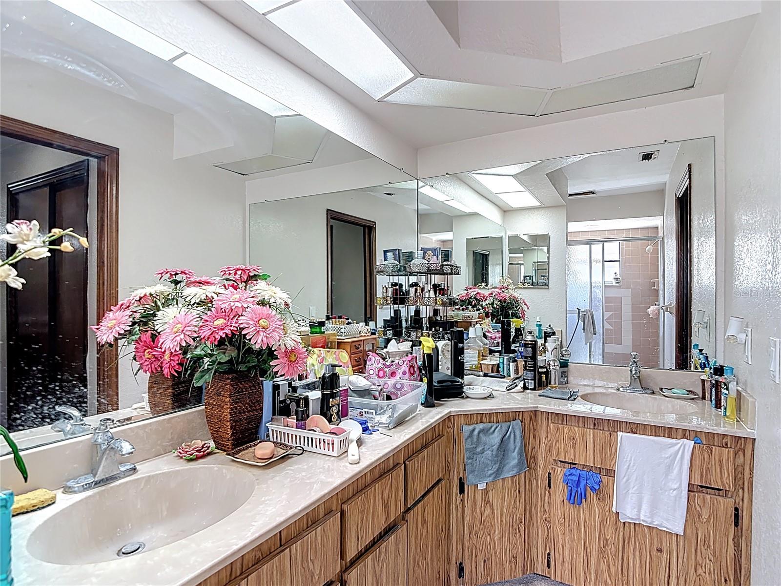 Image 31 of 48 For 8034 Woodbrook Court