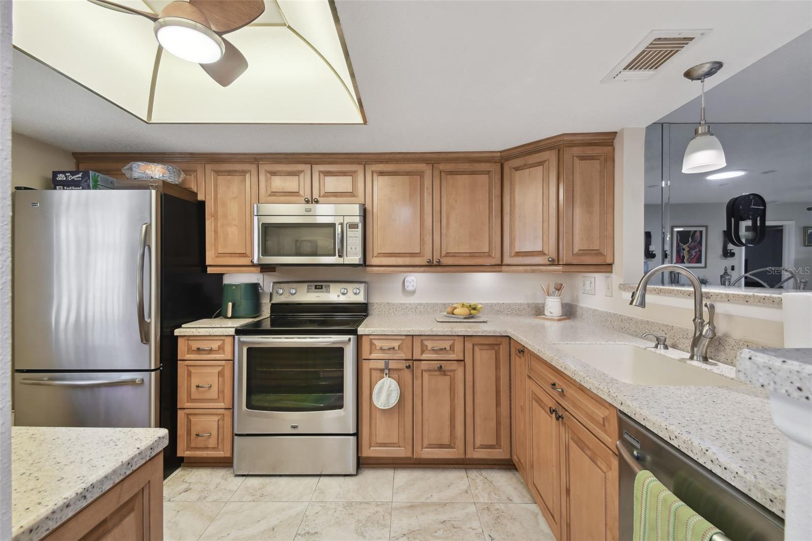 Image 10 of 89 For 8130 Braddock Circle 3
