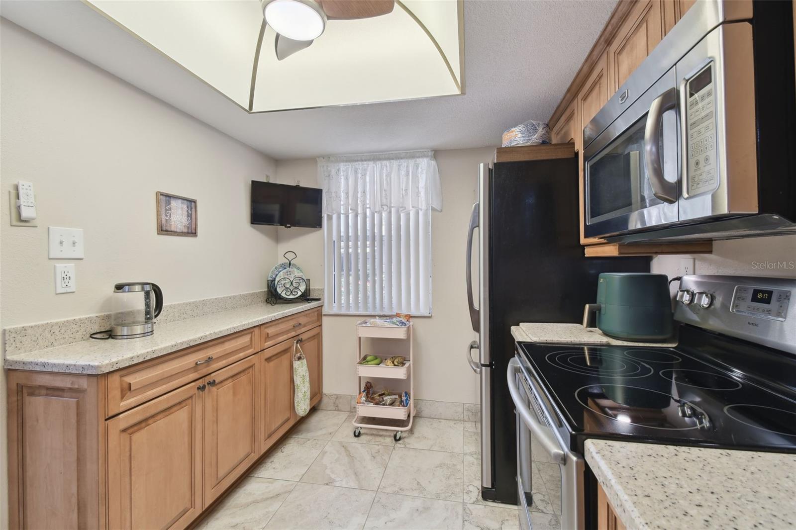 Image 13 of 89 For 8130 Braddock Circle 3
