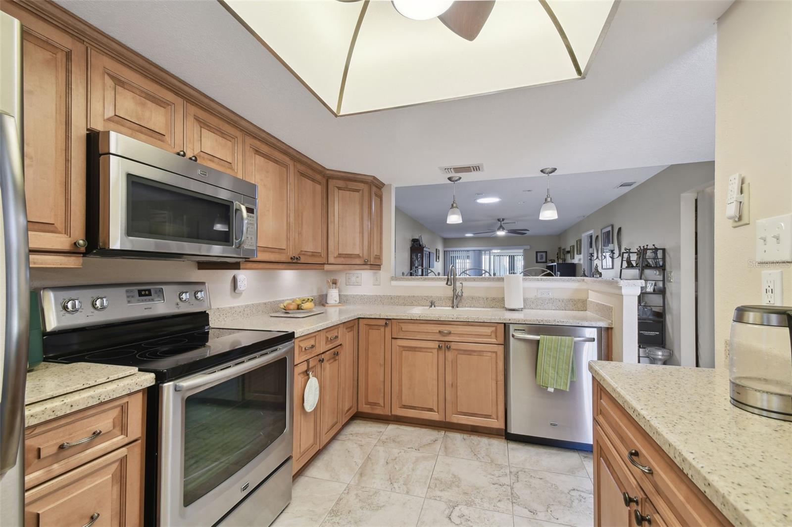 Image 15 of 89 For 8130 Braddock Circle 3