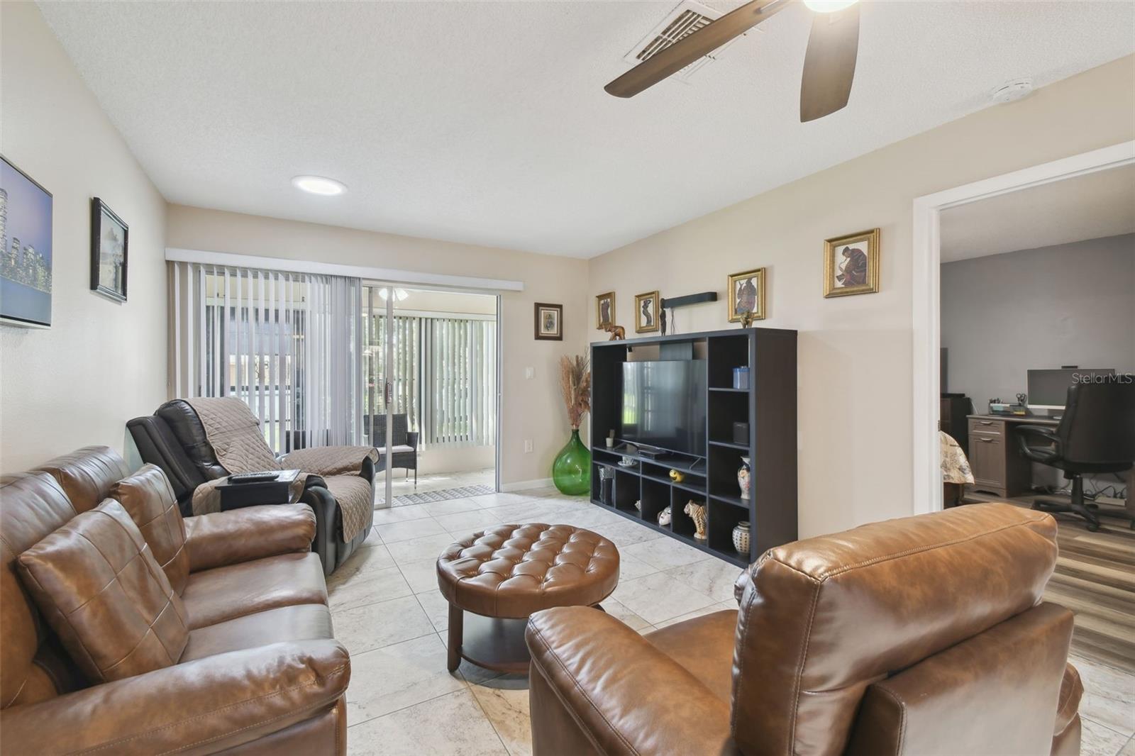 Image 17 of 89 For 8130 Braddock Circle 3