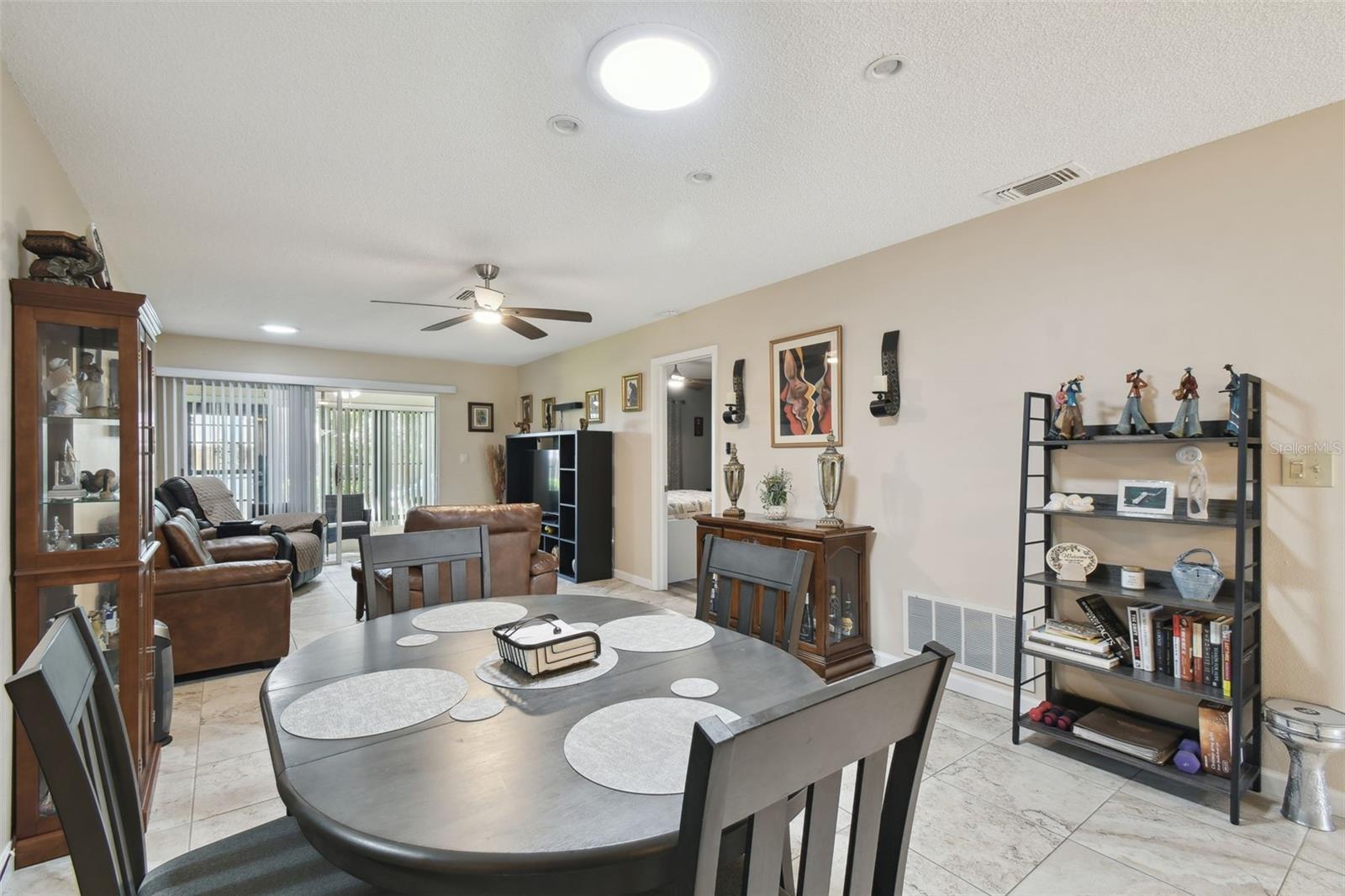 Image 5 of 89 For 8130 Braddock Circle 3