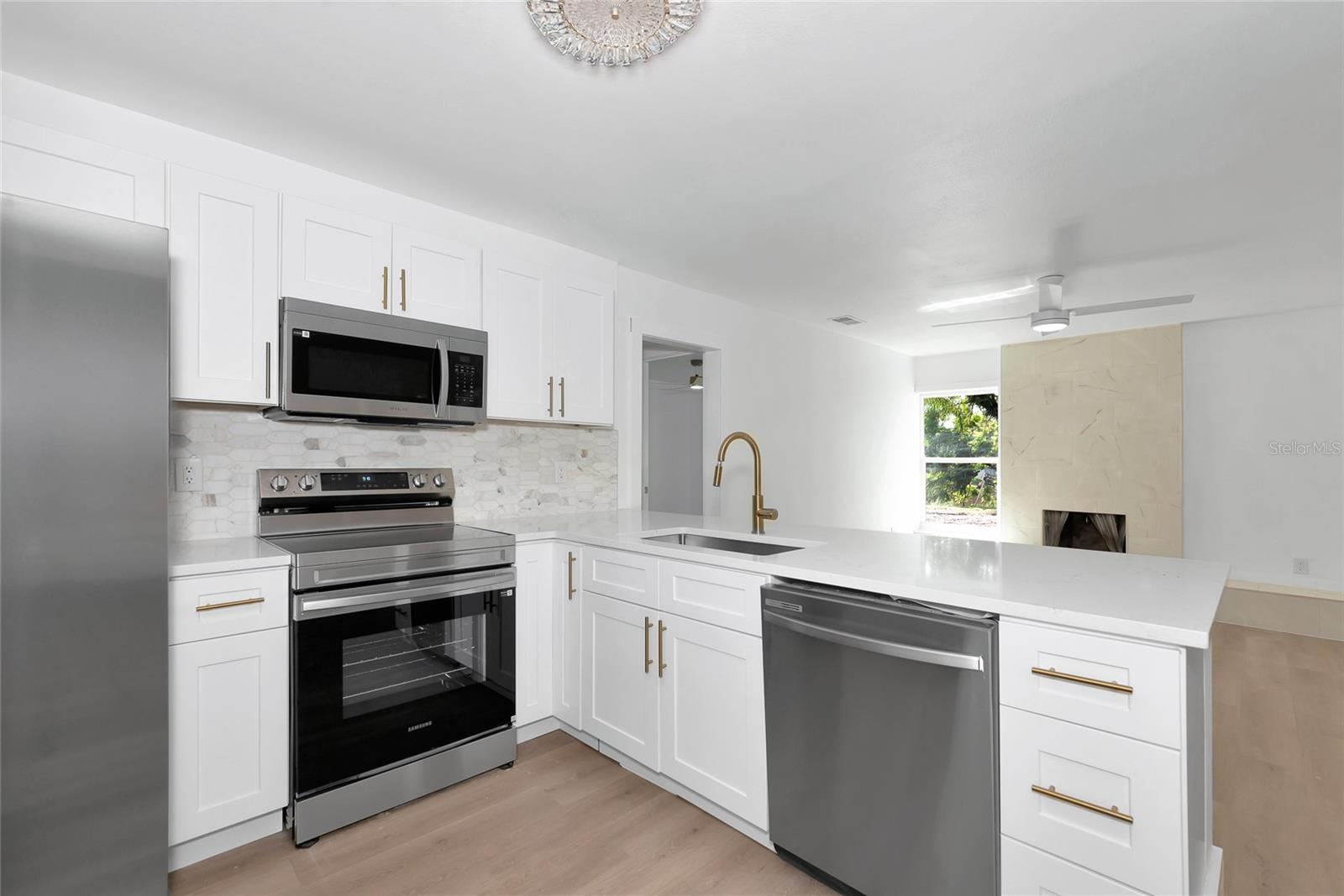 Image 11 of 42 For 1862 Orangewood Lane