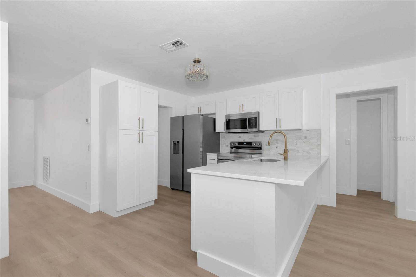Image 14 of 42 For 1862 Orangewood Lane