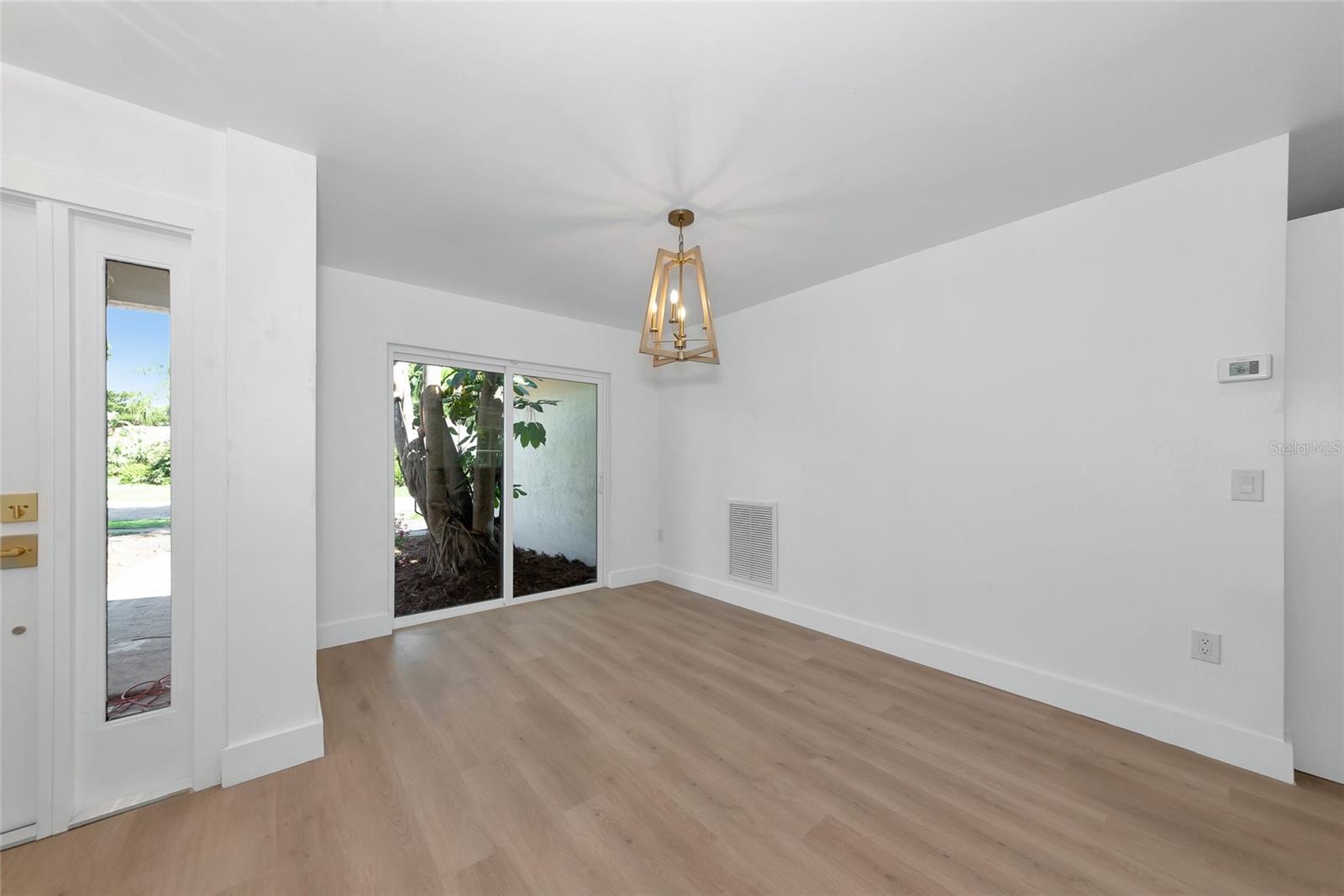Image 17 of 42 For 1862 Orangewood Lane