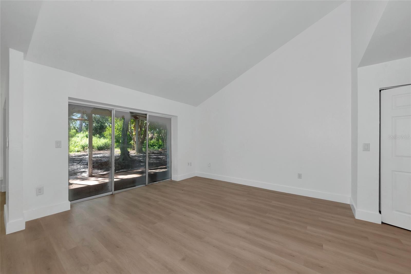 Image 21 of 42 For 1862 Orangewood Lane