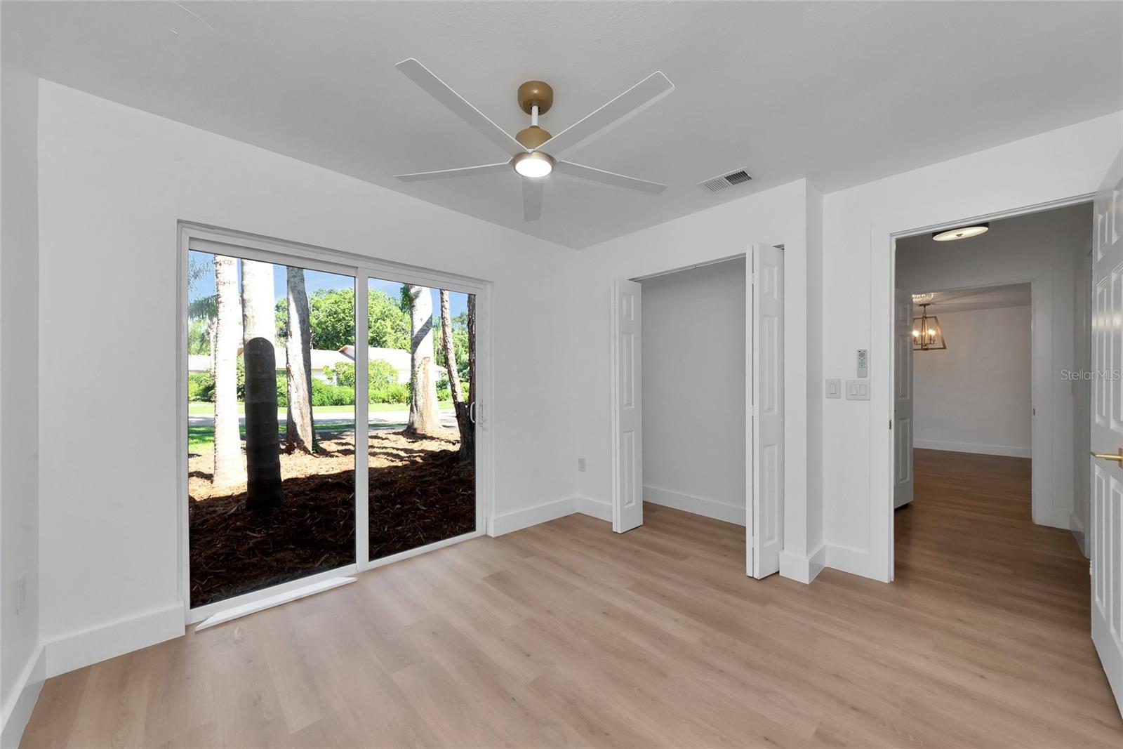 Image 23 of 42 For 1862 Orangewood Lane