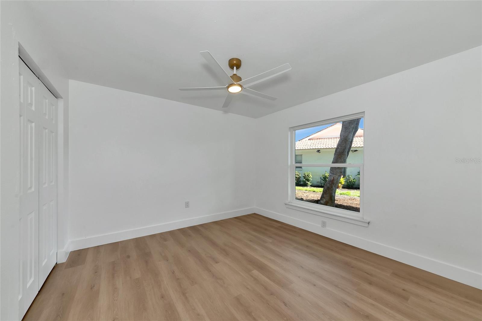 Image 28 of 42 For 1862 Orangewood Lane