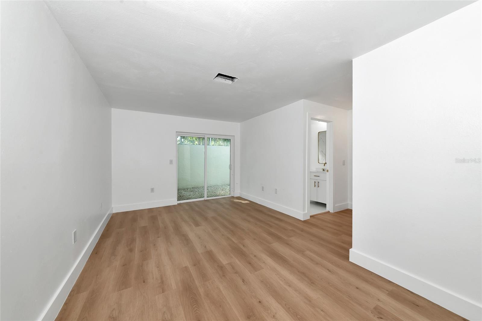 Image 31 of 42 For 1862 Orangewood Lane