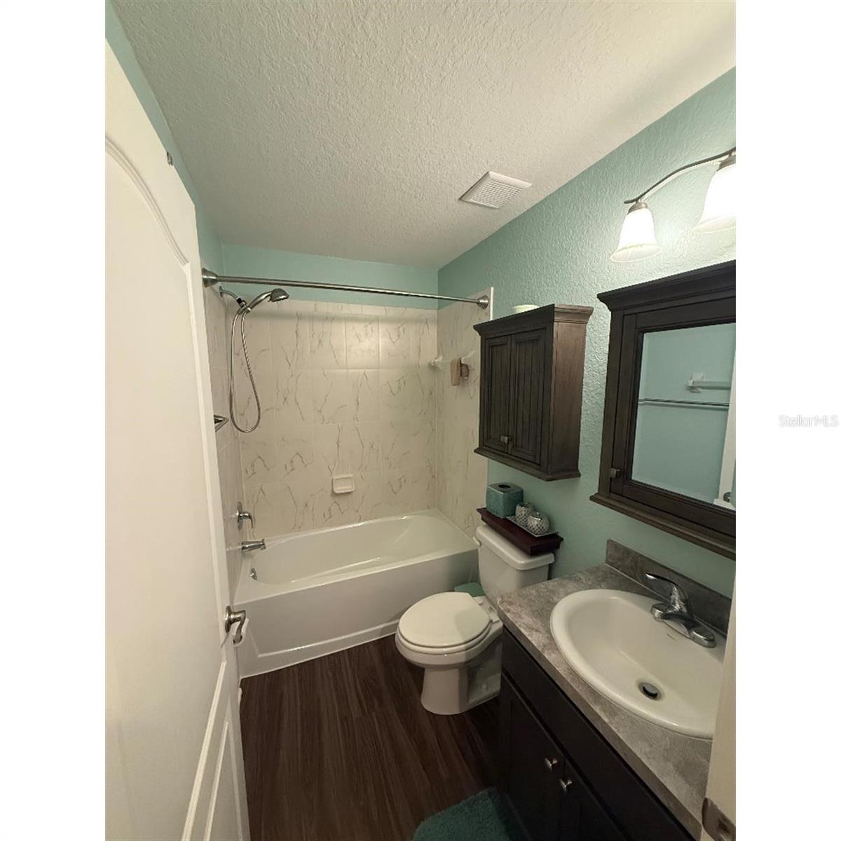 Image 12 of 23 For 225 Whispering Oaks Way