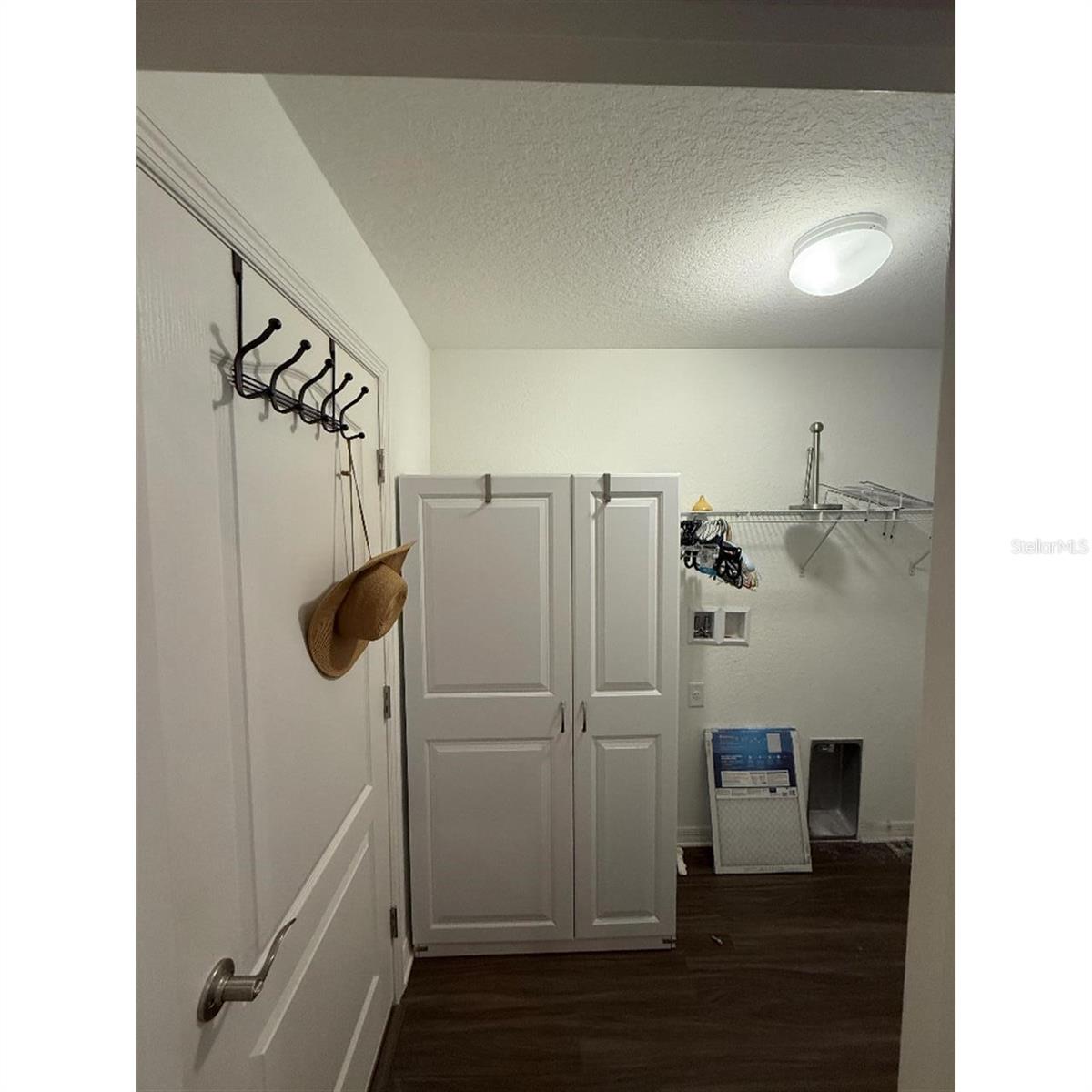Image 19 of 23 For 225 Whispering Oaks Way