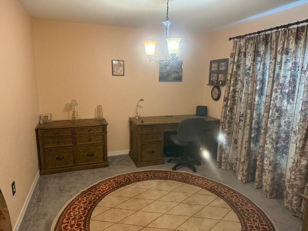 Image 20 of 23 For 225 Whispering Oaks Way