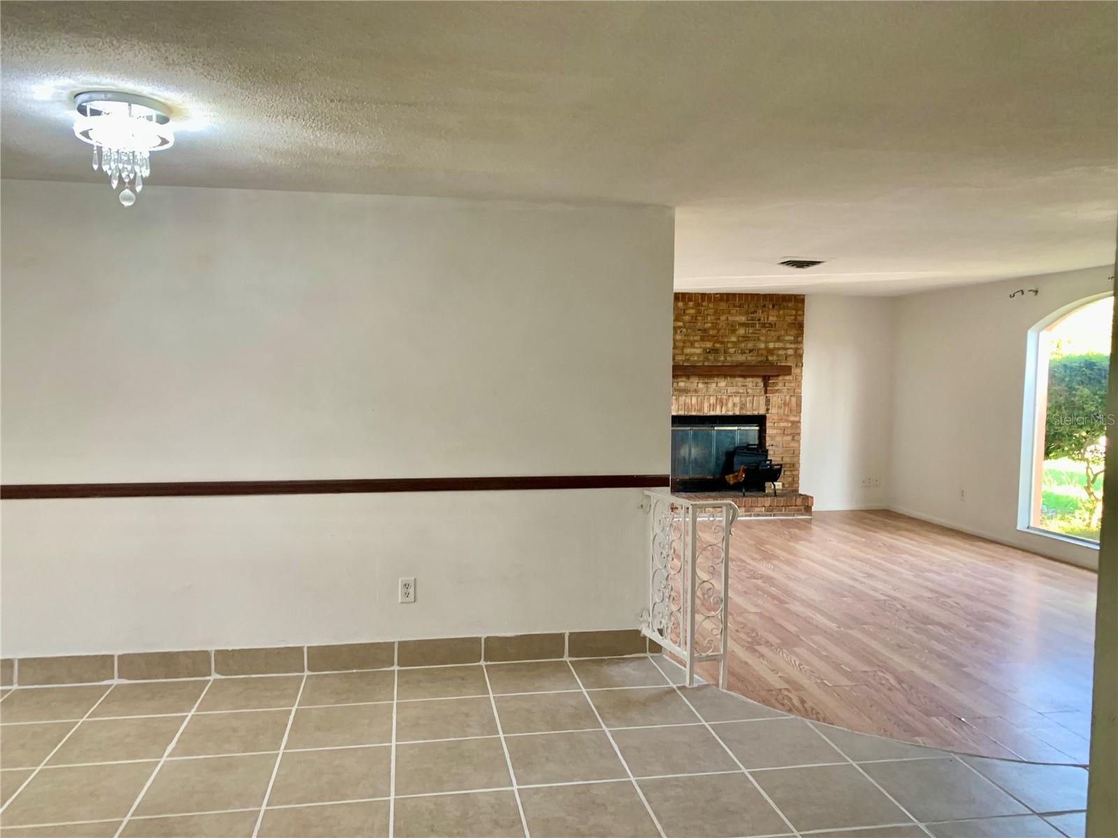 Image 9 of 34 For 7425 Buchanan Drive