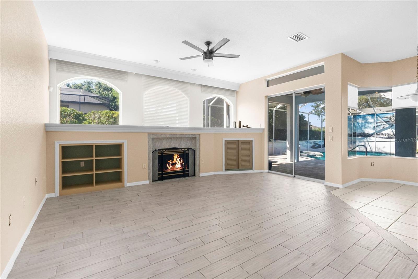Image 16 of 48 For 8402 Maybelle Drive