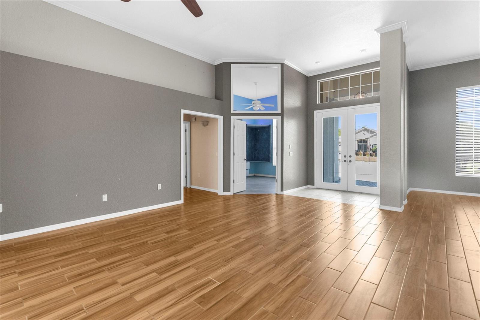 Image 19 of 48 For 8402 Maybelle Drive