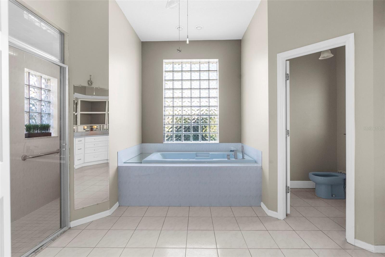Image 30 of 48 For 8402 Maybelle Drive