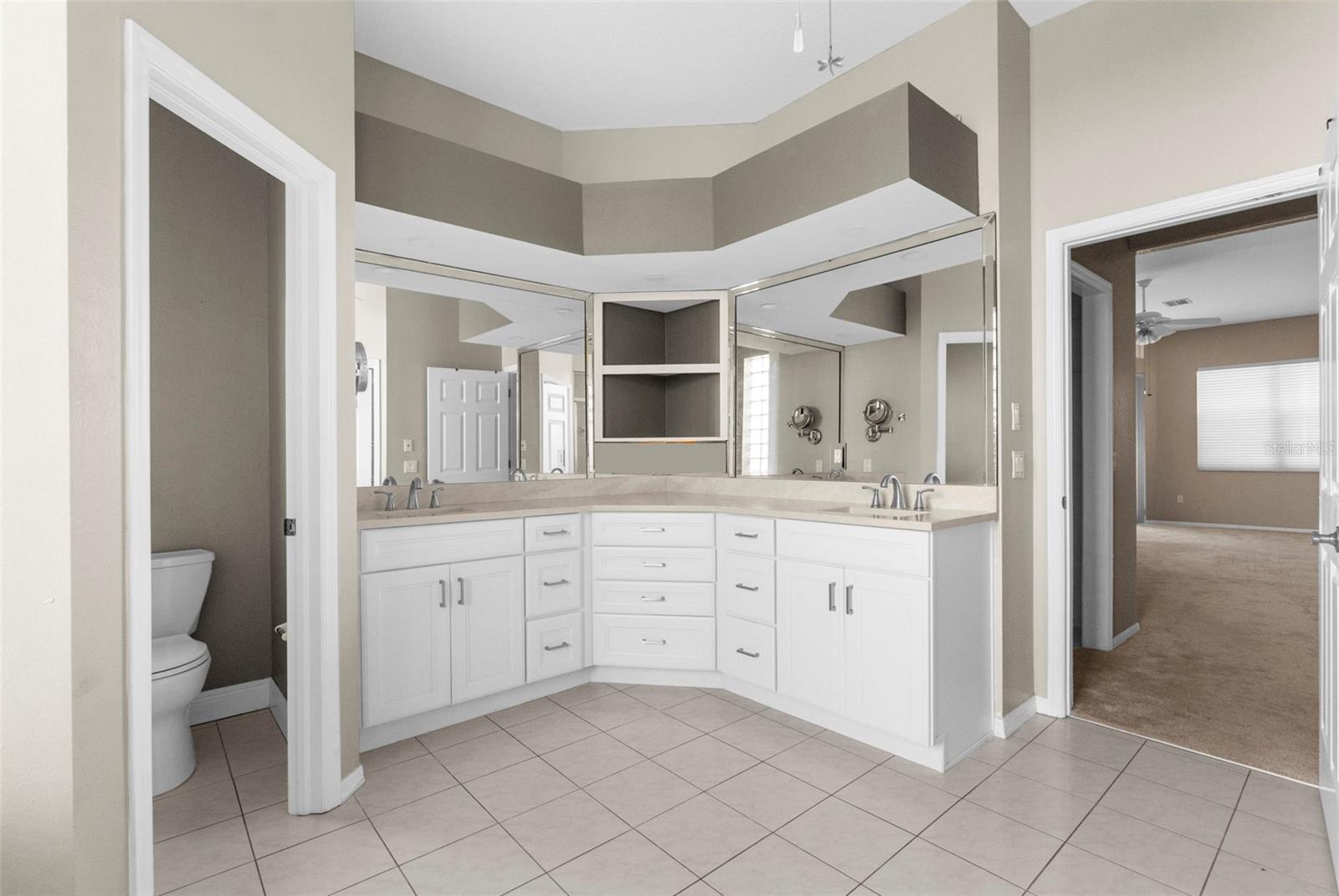 Image 31 of 48 For 8402 Maybelle Drive