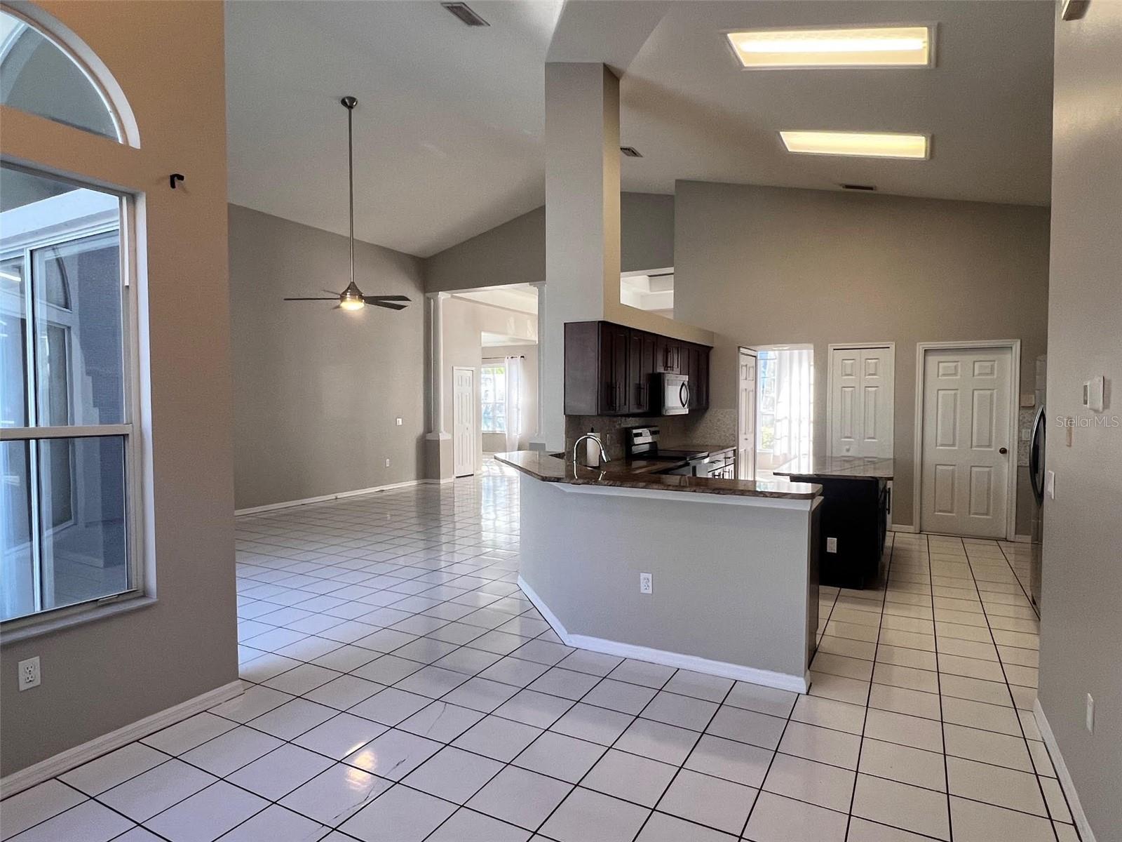 Image 15 of 35 For 1753 Kinsmere Drive