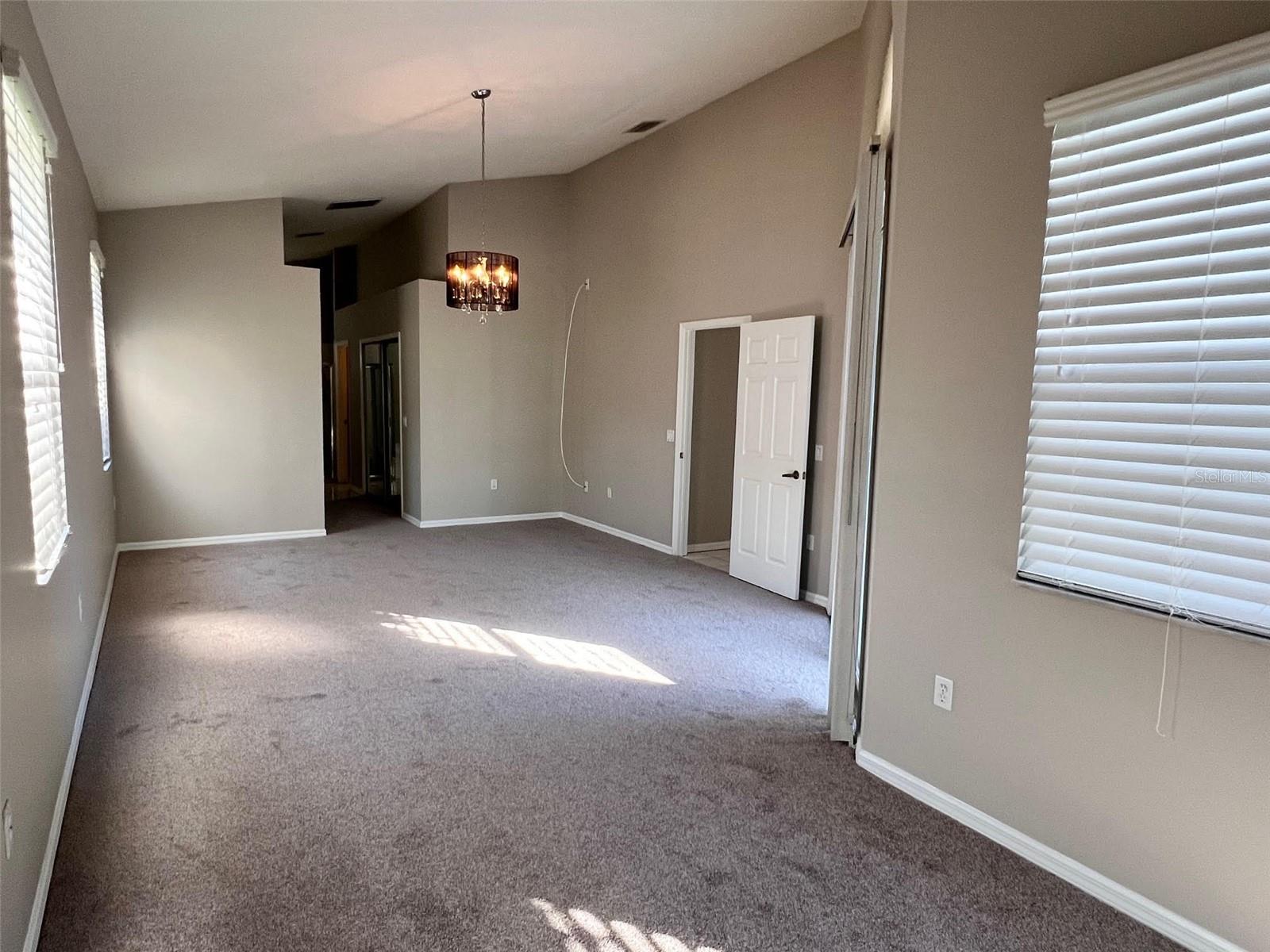 Image 17 of 35 For 1753 Kinsmere Drive