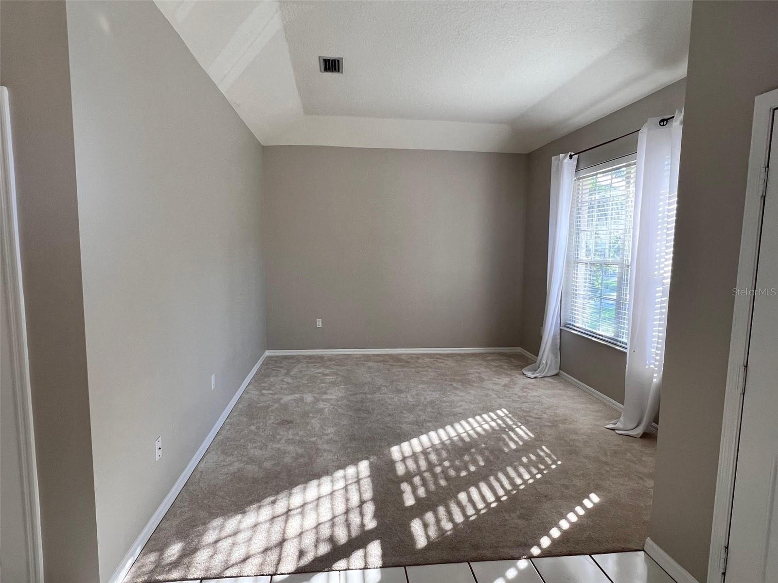Image 7 of 35 For 1753 Kinsmere Drive