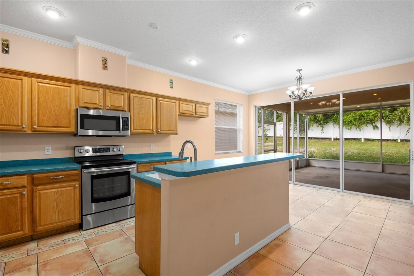 Image 27 of 42 For 14753 Potterton Circle